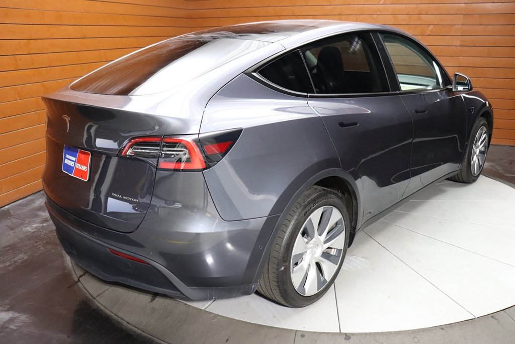 Used 2023 Tesla Model Y Long Range AWD/4WD image 12