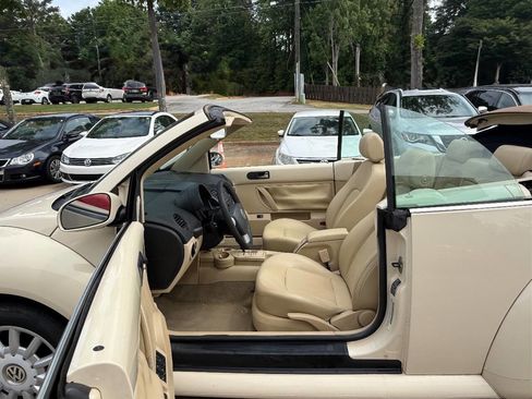Used 2004 Volkswagen Beetle GLS FWD image 39