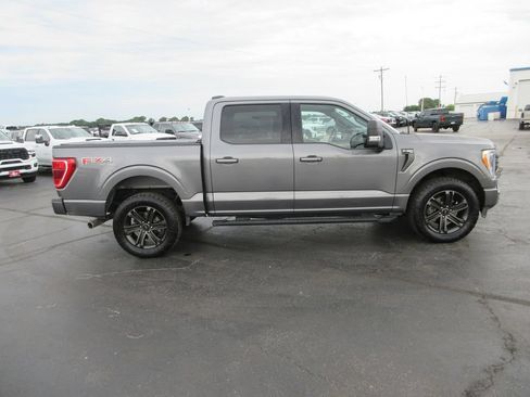 Used 2022 Ford F150 XLT w/ Equipment Group 302A High AWD/4WD image 4