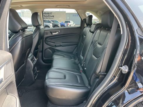 Used 2021 Ford Edge Titanium AWD/4WD image 8
