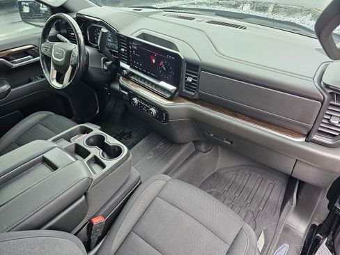 Used 2022 GMC Sierra 1500 Elevation image 11