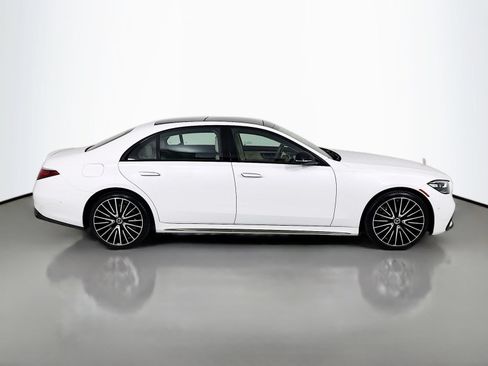 Used 2024 Mercedes-Benz S 500 4MATIC image 8