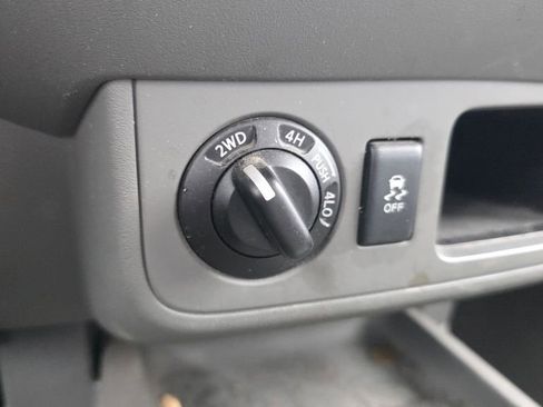 Used 2017 Nissan Frontier SV AWD/4WD image 20