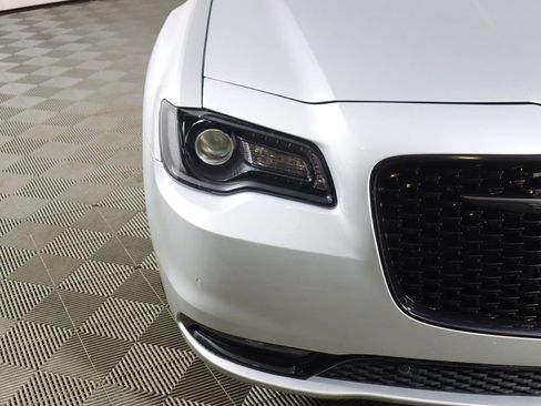 Used 2023 Chrysler 300 S image 14