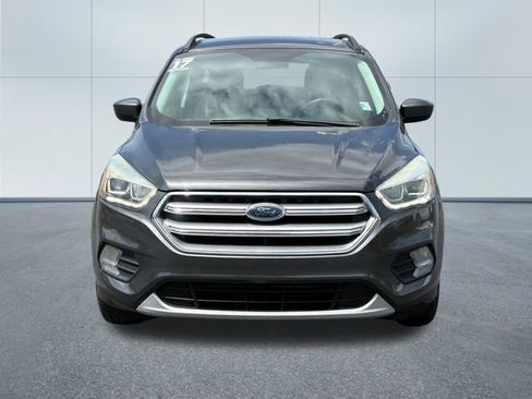 Used 2017 Ford Escape SE w/ Equipment Group 201A AWD/4WD image 5