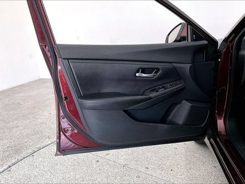 Used 2022 Nissan Sentra SV w/ Trunk Package FWD image 22