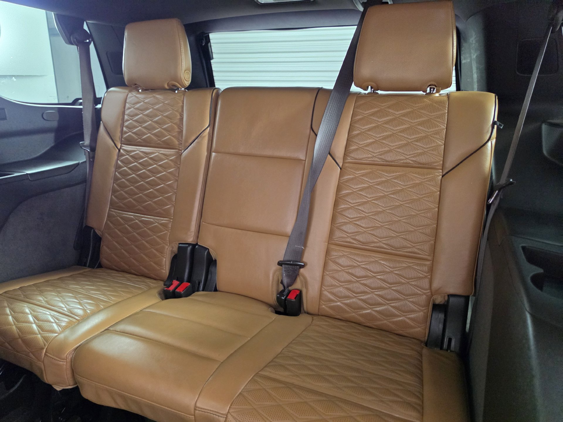 Used 2021 Cadillac Escalade Sport w/ Driver Assist Tech Package AWD/4WD image 28