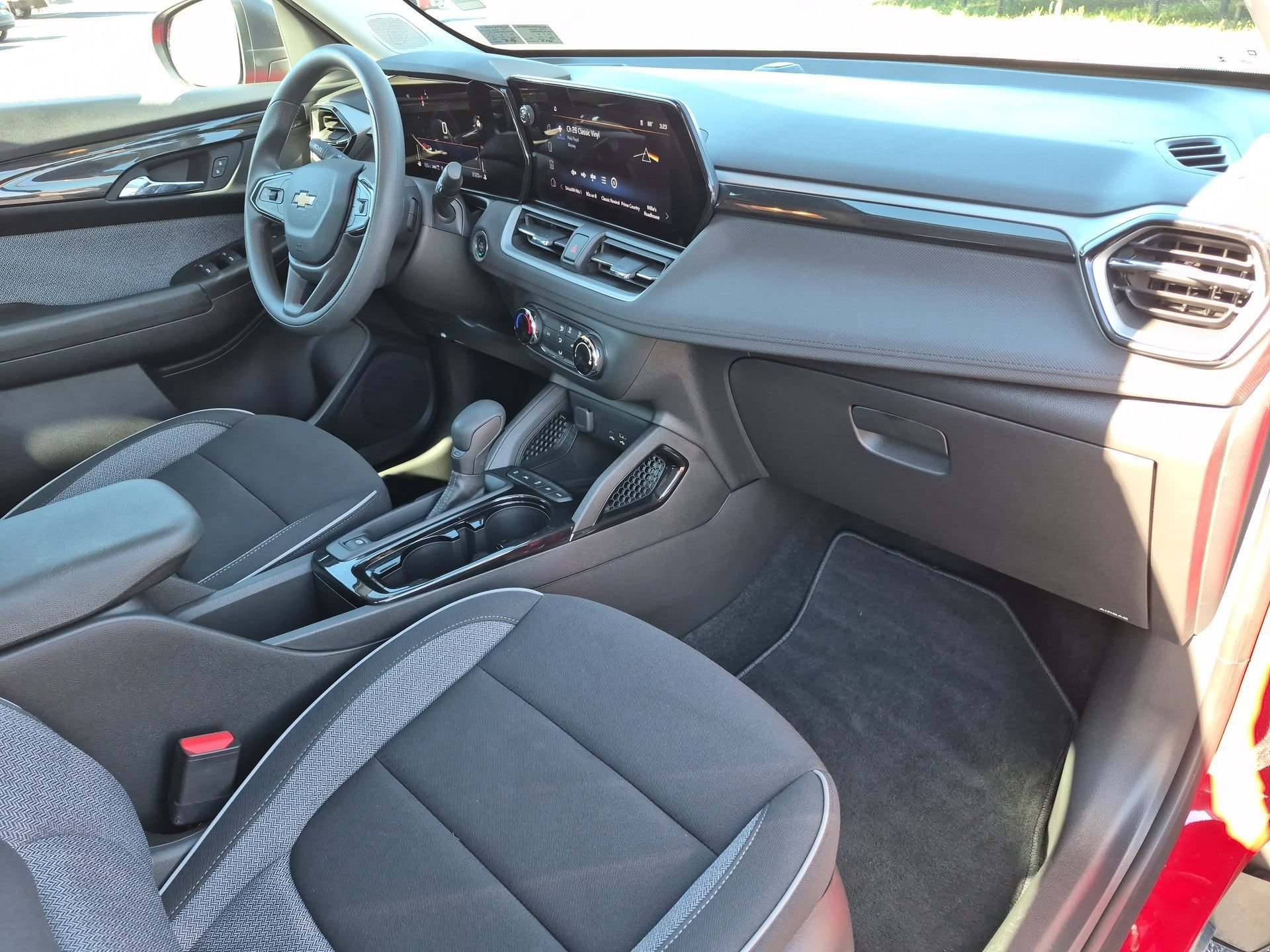 Certified 2026 Chevrolet TrailBlazer LS AWD/4WD image 27