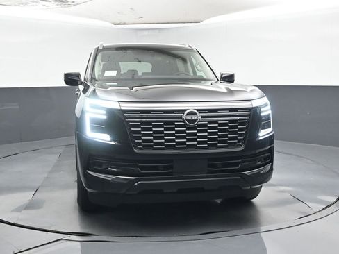 New 2025 Nissan Armada SV image 8
