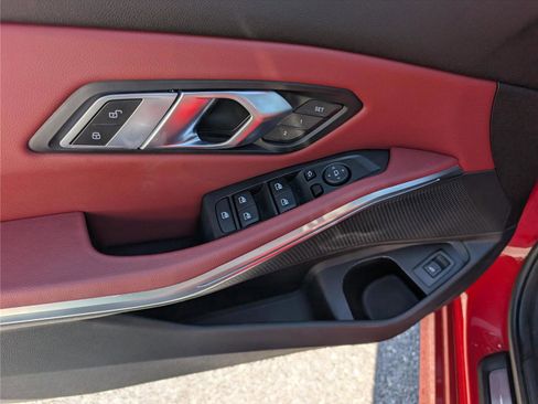 Used 2022 BMW 330i Sedan image 18