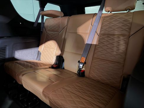 Used 2021 Cadillac Escalade ESV Sport w/ Driver Assist Tech Package RWD image 48
