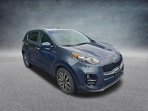 Used 2017 Kia Sportage EX FWD image 2