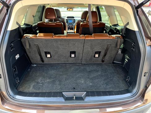 Used 2019 Subaru Ascent Touring image 14