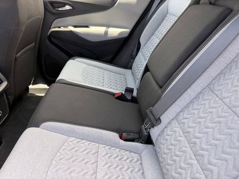 Used 2024 Chevrolet Equinox LS FWD image 21