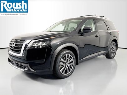 Used 2022 Nissan Pathfinder SL w/ SL Premium Package