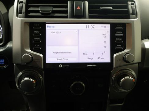 Used 2022 Toyota 4Runner SR5 AWD/4WD image 23