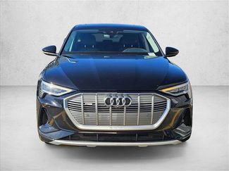 Used 2022 Audi e-tron Premium Plus video 2