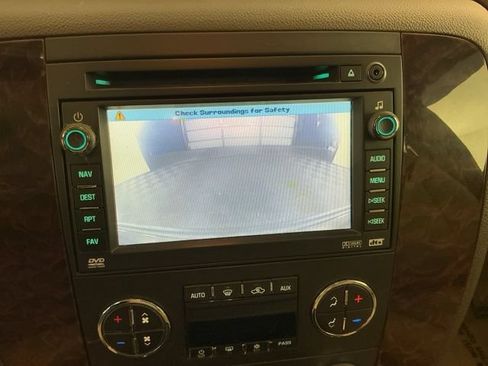 Used 2007 GMC Yukon Denali AWD/4WD image 15