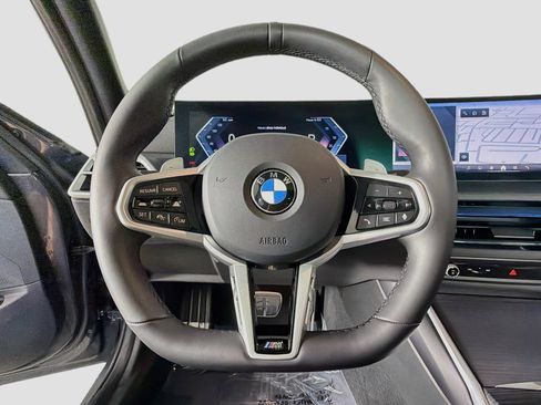 Used 2026 BMW 330i Sedan w/ M Sport Package RWD image 11