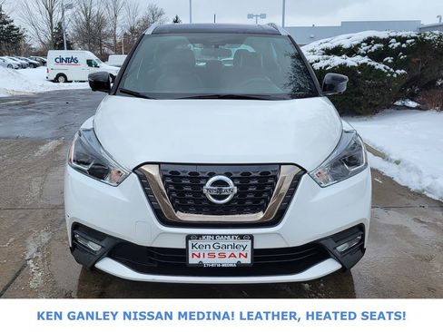Used 2019 Nissan Kicks SR w/ SR Premium Package image 8