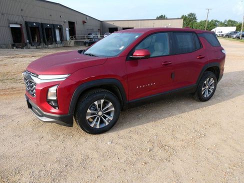 New 2027 Chevrolet Equinox LT AWD/4WD image 7