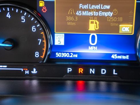 Used 2023 Ford Explorer XLT w/ Equipment Group 202A AWD/4WD image 47