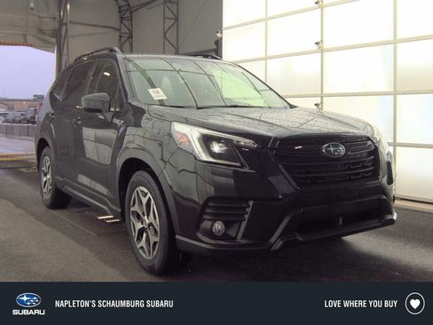 Used 2022 Subaru Forester Premium image 1