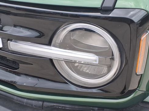 Used 2025 Ford Bronco Outer Banks image 11