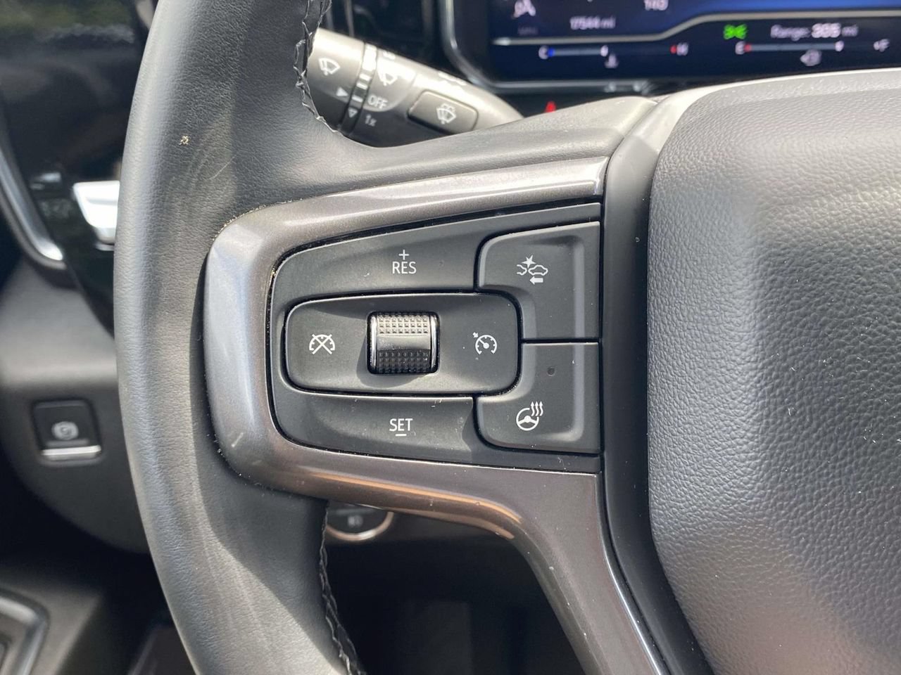 Used 2024 Chevrolet Silverado 2500 High Country AWD/4WD image 19