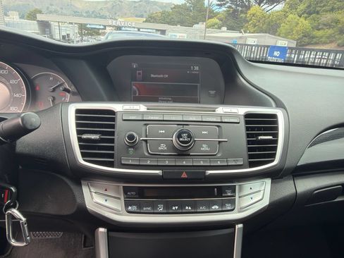 Used 2015 Honda Accord Sport image 10
