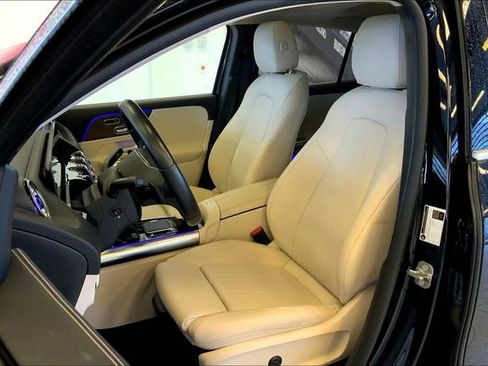 Used 2023 Mercedes-Benz GLA 250 4MATIC image 7