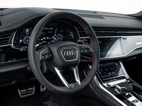 New 2026 Audi RS Q8 performance image 10