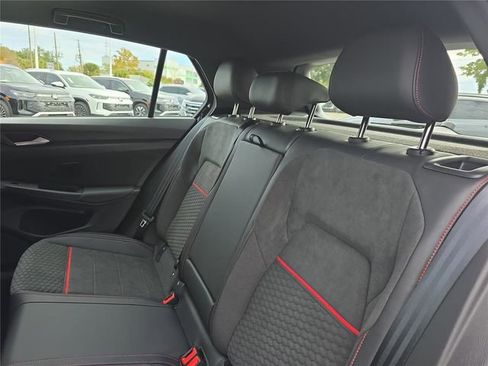 New 2026 Volkswagen GTI SE image 10