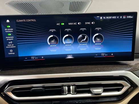 Used 2023 BMW 330i 330i w/ Driving Assistance Package image 33