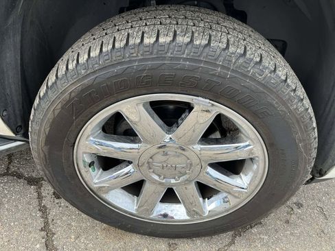 Used 2014 GMC Yukon Denali image 15