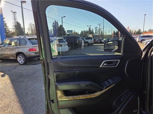 Used 2017 GMC Yukon Denali image 14