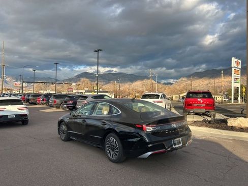 Used 2025 Hyundai Sonata Limited image 7