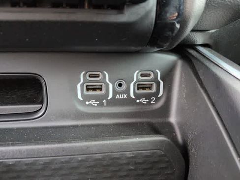 Used 2023 RAM 1500 Big Horn AWD/4WD image 31
