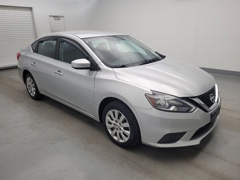 Used 2017 Nissan Sentra S FWD image 11