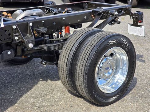 New 2026 Ford F450 XLT image 25