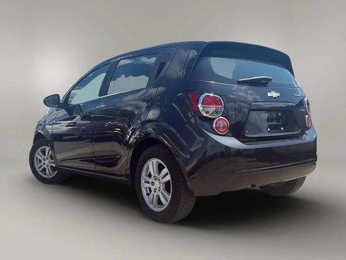 Used 2015 Chevrolet Sonic LT FWD image 5