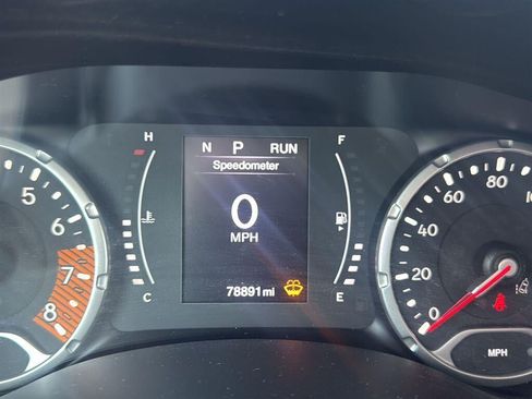 Used 2022 Jeep Renegade Sport w/ Sport Appearance Group AWD/4WD image 21