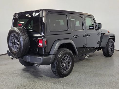 Used 2025 Jeep Wrangler Unlimited Sport AWD/4WD image 7