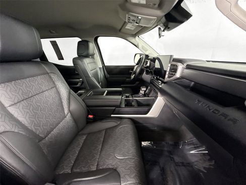 Used 2023 Toyota Tundra SR5 w/ SR5 Premium Package AWD/4WD image 39