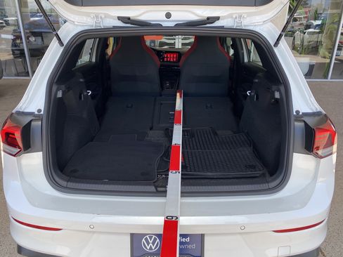 Certified 2022 Volkswagen GTI SE FWD image 19