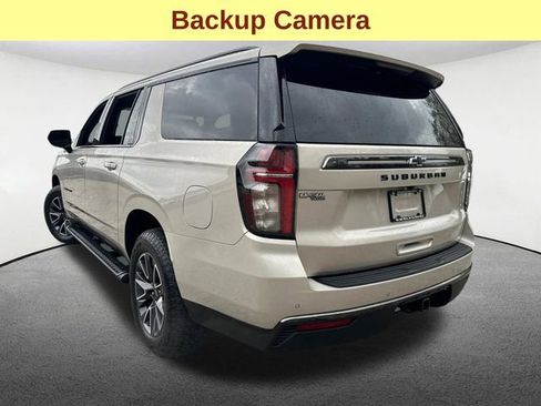 Used 2021 Chevrolet Suburban Z71 AWD/4WD image 10
