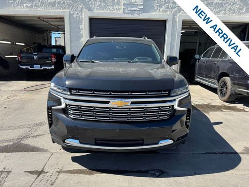 Used 2021 Chevrolet Suburban High Country image 2