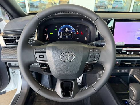 Used 2026 Toyota Camry SE w/ Multimedia Upgrade Package FWD image 19