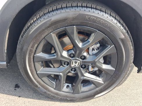 Used 2025 Honda HR-V Sport image 8