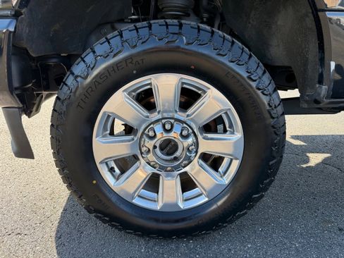 Used 2022 Ford F250 Platinum image 39